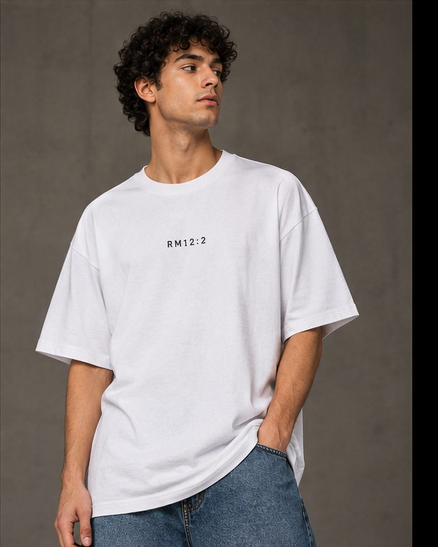 Frente da camisa branca Renew na versão masculina